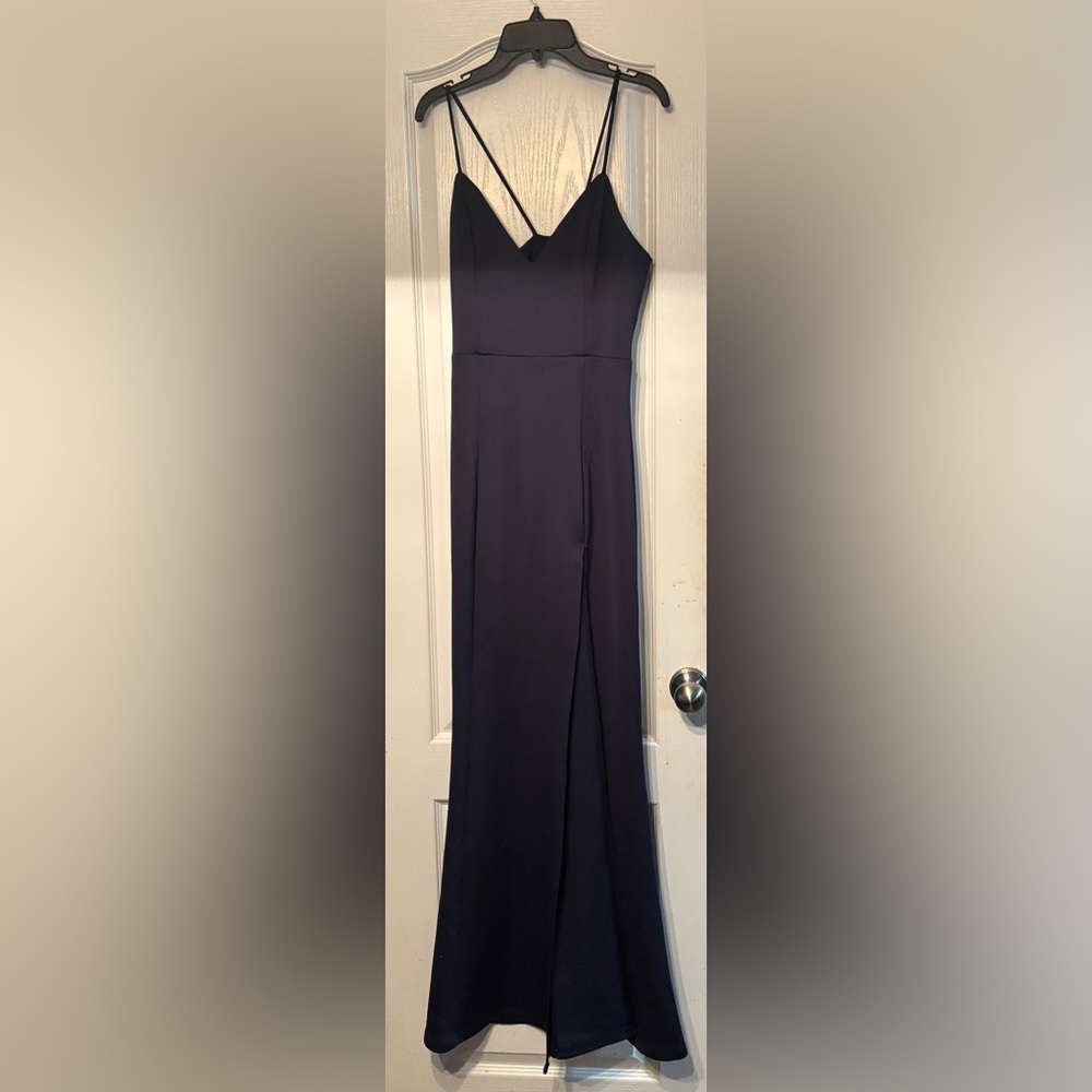 3/$30 Navy formal dress / gown with slit size 8